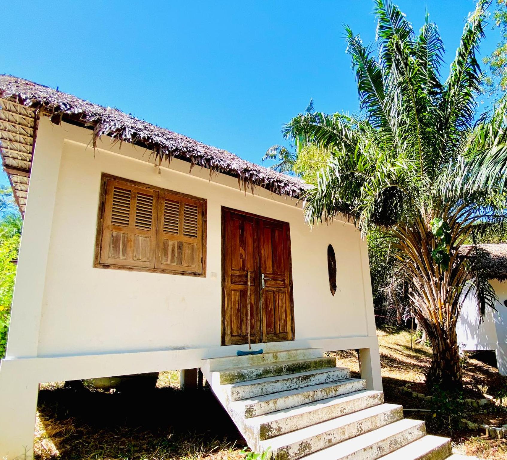 Hotel Océan Beach Sakatia Nosy-Be Extérieur photo