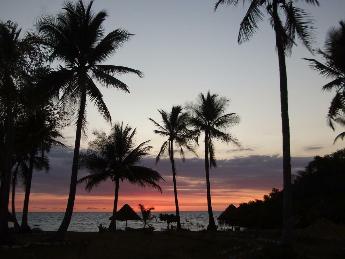 Hotel Océan Beach Sakatia Nosy-Be Extérieur photo